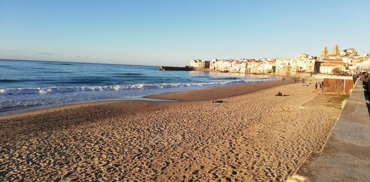 Familyholidays La Finestra Di Fronte Cefalù Dış mekan fotoğraf