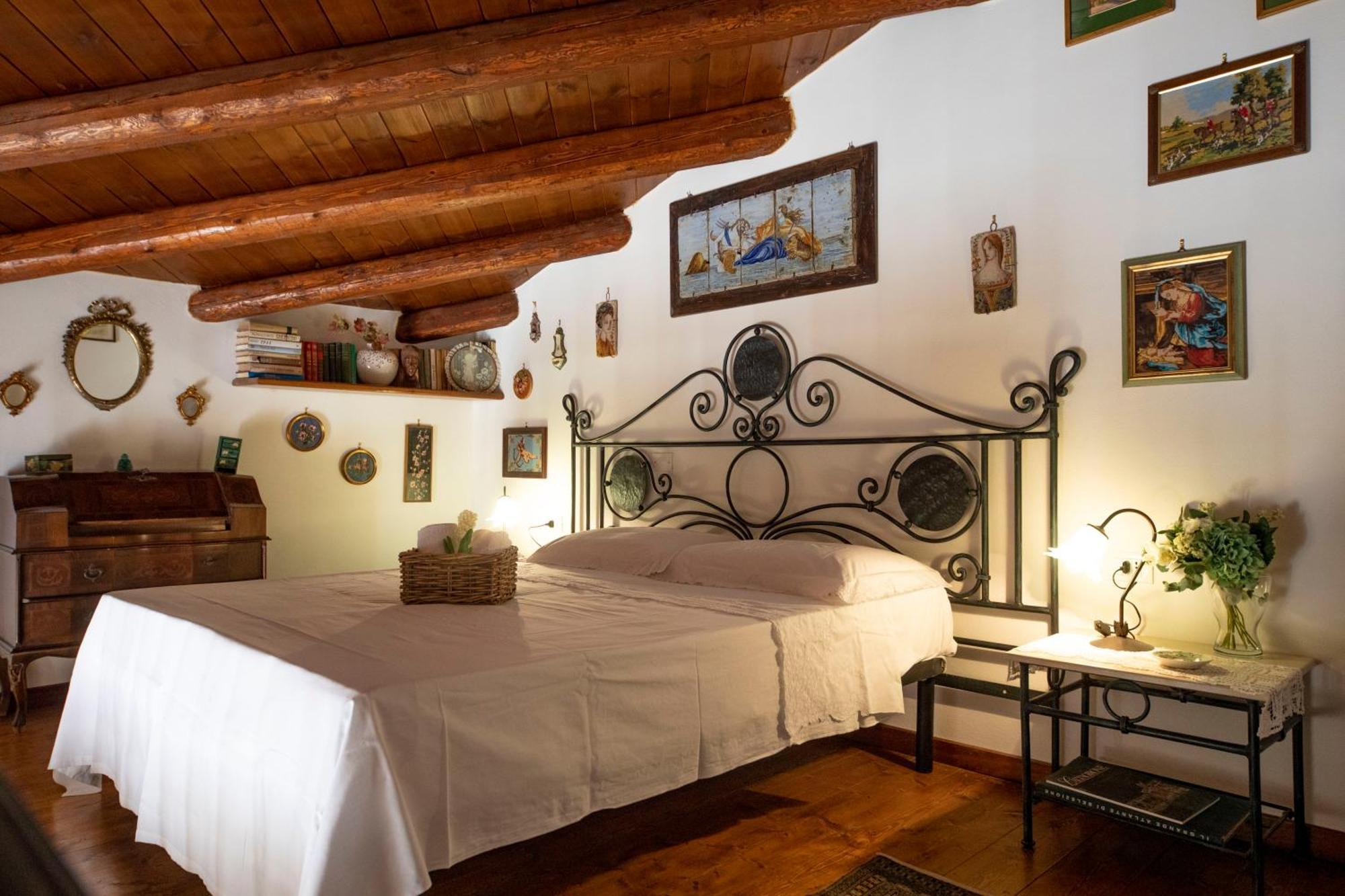 Familyholidays La Finestra Di Fronte Cefalù Dış mekan fotoğraf