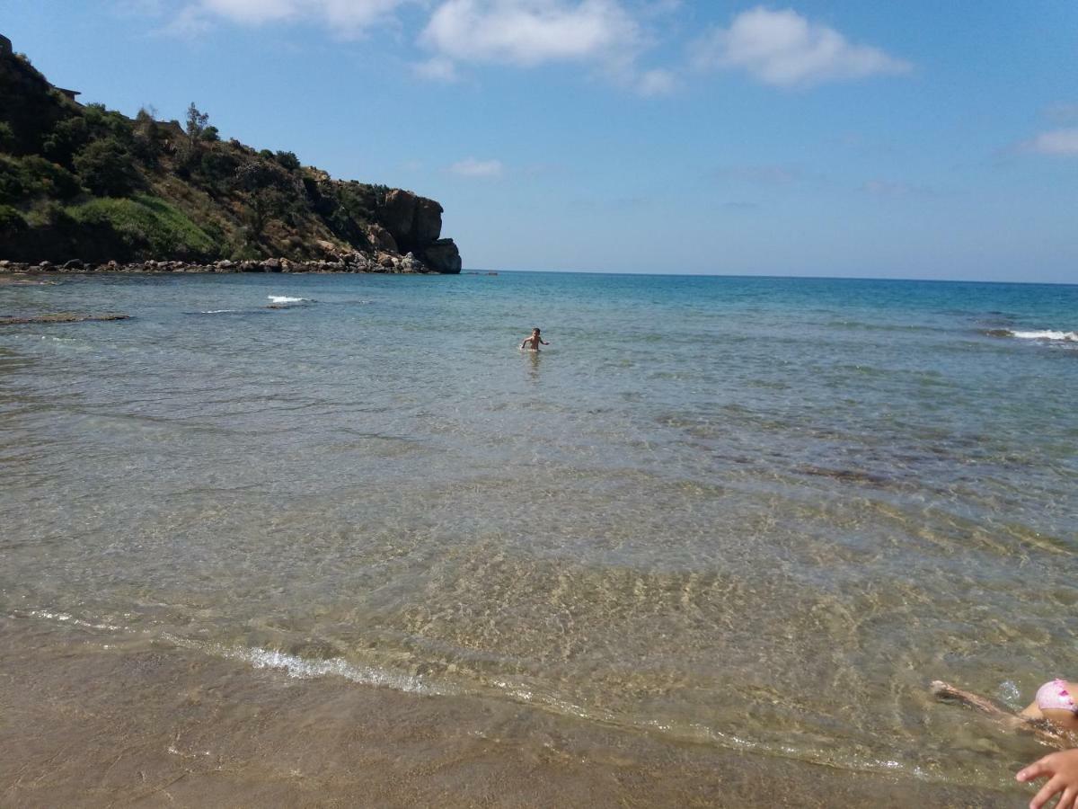 Familyholidays La Finestra Di Fronte Cefalù Dış mekan fotoğraf